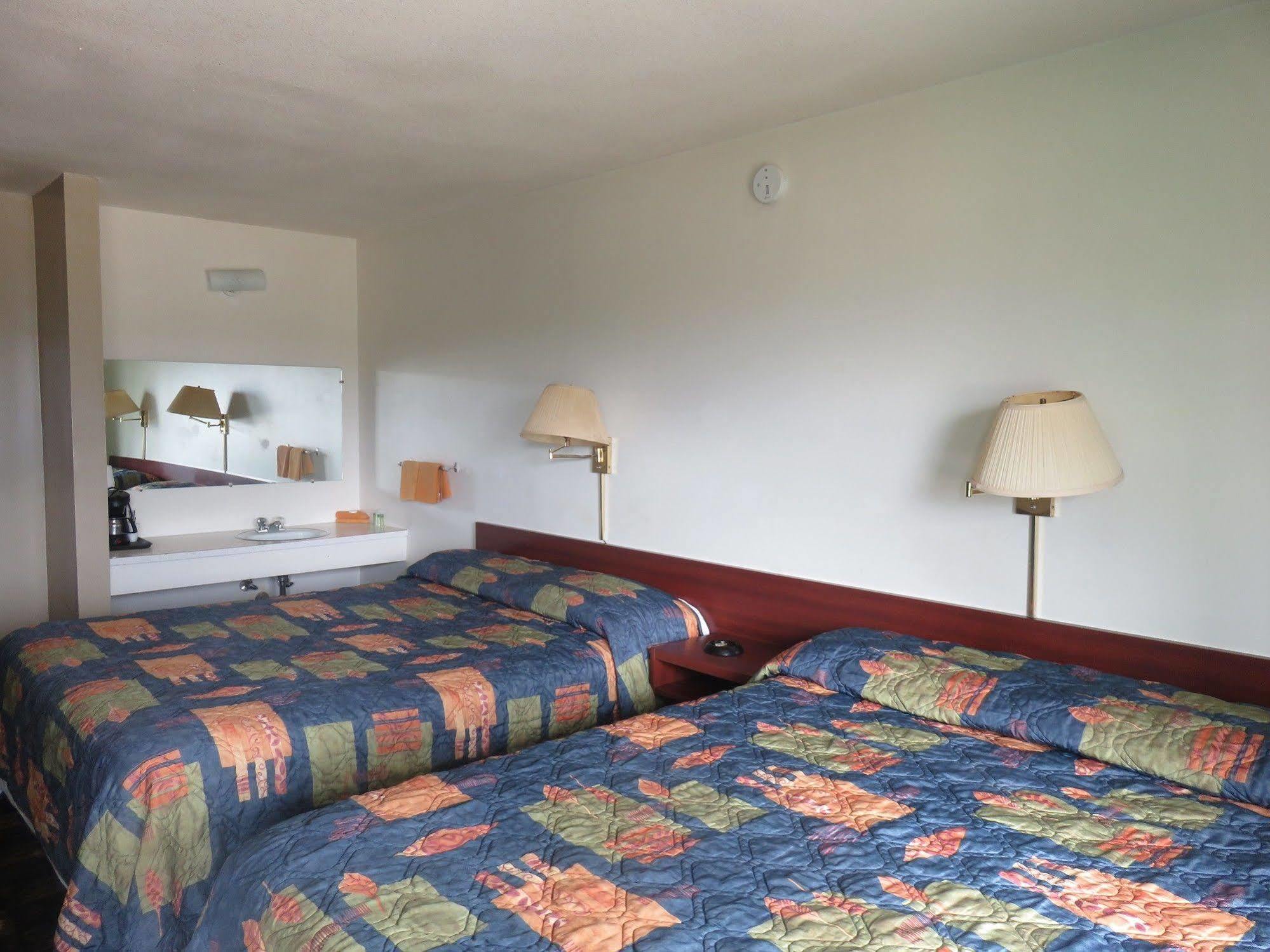 Shamrock Motel Valleyview Bagian luar foto